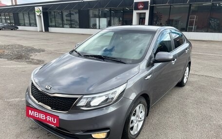 KIA Rio III рестайлинг, 2016 год, 1 000 000 рублей, 6 фотография