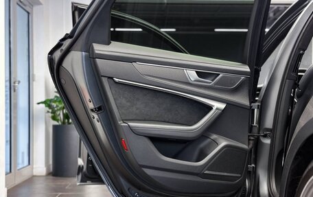 Audi RS 6, 2022 год, 17 650 000 рублей, 31 фотография