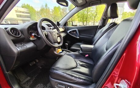 Toyota RAV4, 2012 год, 1 690 000 рублей, 12 фотография