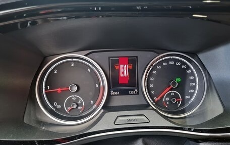Volkswagen Multivan T6 рестайлинг, 2021 год, 6 550 000 рублей, 11 фотография
