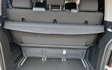 Volkswagen Multivan T6 рестайлинг, 2021 год, 6 550 000 рублей, 19 фотография