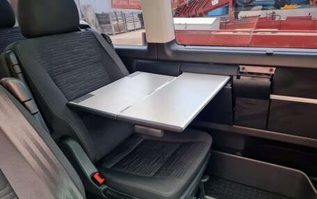 Volkswagen Multivan T6 рестайлинг, 2021 год, 6 550 000 рублей, 18 фотография
