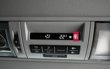 Volkswagen Multivan T6 рестайлинг, 2017 год, 2 799 000 рублей, 16 фотография