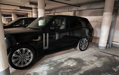 Land Rover Range Rover IV рестайлинг, 2023 год, 17 800 000 рублей, 3 фотография
