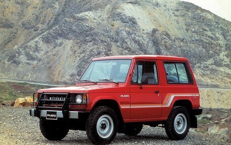 Mitsubishi Pajero III рестайлинг, 1987 год, 957 000 рублей, 1 фотография