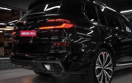 BMW X7, 2024 год, 18 500 000 рублей, 10 фотография