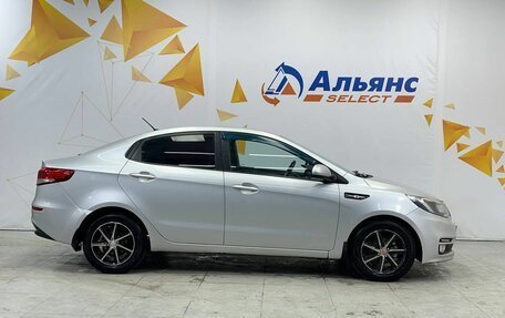 KIA Rio III рестайлинг, 2015 год, 985 000 рублей, 2 фотография