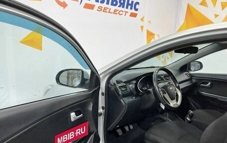 KIA Rio III рестайлинг, 2015 год, 985 000 рублей, 19 фотография