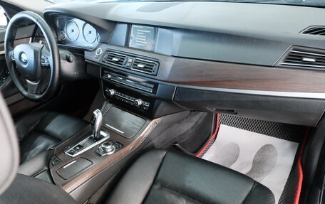 BMW 5 серия, 2011 год, 1 959 000 рублей, 23 фотография