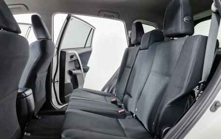 Toyota RAV4, 2017 год, 2 299 000 рублей, 10 фотография