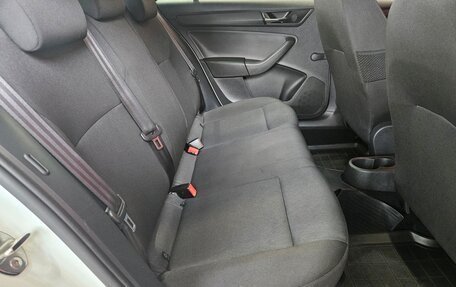 Skoda Rapid I, 2019 год, 1 025 000 рублей, 12 фотография