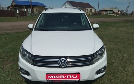 Volkswagen Tiguan I, 2015 год, 1 950 000 рублей, 3 фотография