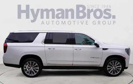 GMC Yukon IV, 2022 год, 8 318 266 рублей, 4 фотография