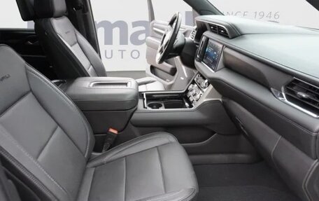 GMC Yukon IV, 2022 год, 8 318 266 рублей, 25 фотография