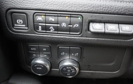 GMC Yukon IV, 2022 год, 8 318 266 рублей, 30 фотография