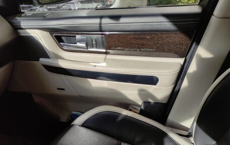 Land Rover Range Rover Sport I рестайлинг, 2012 год, 1 995 000 рублей, 8 фотография