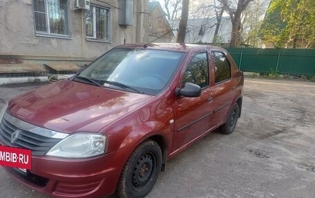 Renault Logan I, 2010 год, 285 000 рублей, 3 фотография
