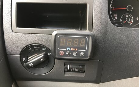 Volkswagen Caravelle T5, 2010 год, 2 250 000 рублей, 9 фотография