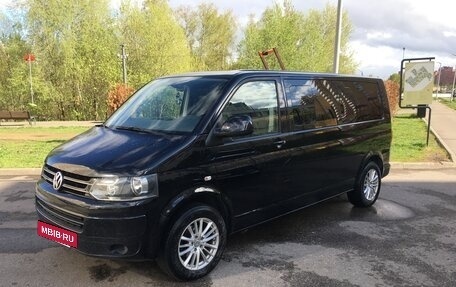 Volkswagen Caravelle T5, 2010 год, 2 250 000 рублей, 2 фотография