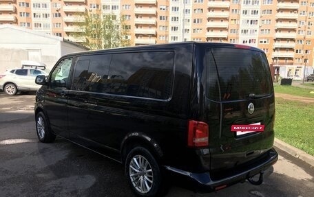 Volkswagen Caravelle T5, 2010 год, 2 250 000 рублей, 3 фотография