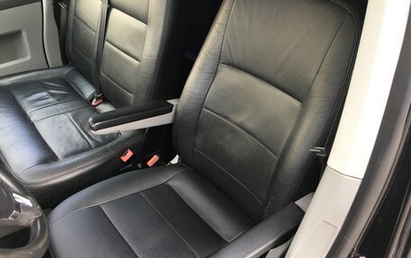 Volkswagen Caravelle T5, 2010 год, 2 250 000 рублей, 13 фотография