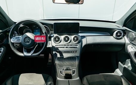 Mercedes-Benz C-Класс, 2019 год, 3 190 000 рублей, 10 фотография