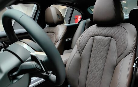 BMW 3 серия, 2024 год, 7 300 000 рублей, 17 фотография