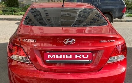 Hyundai Solaris II рестайлинг, 2011 год, 870 000 рублей, 4 фотография