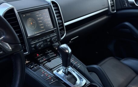 Porsche Cayenne III, 2011 год, 2 500 000 рублей, 13 фотография