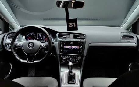 Volkswagen Golf VII, 2018 год, 1 900 000 рублей, 27 фотография