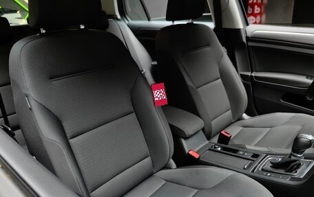 Volkswagen Golf VII, 2018 год, 1 900 000 рублей, 23 фотография