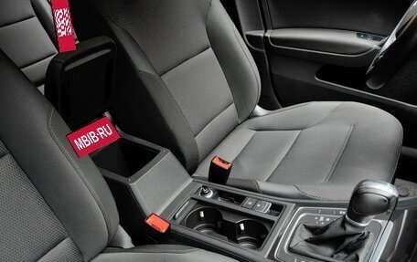 Volkswagen Golf VII, 2018 год, 1 900 000 рублей, 32 фотография