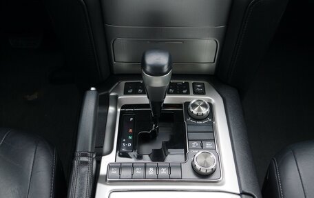 Toyota Land Cruiser 200, 2016 год, 5 600 000 рублей, 13 фотография
