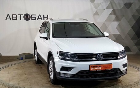 Volkswagen Tiguan II, 2017 год, 2 180 000 рублей, 4 фотография