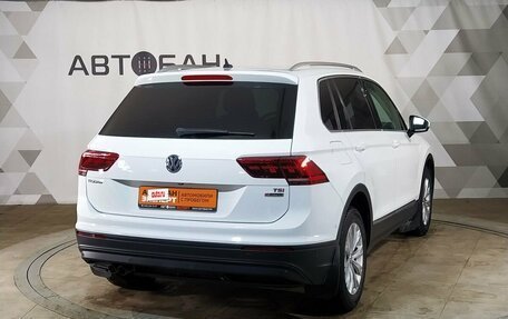 Volkswagen Tiguan II, 2017 год, 2 180 000 рублей, 5 фотография