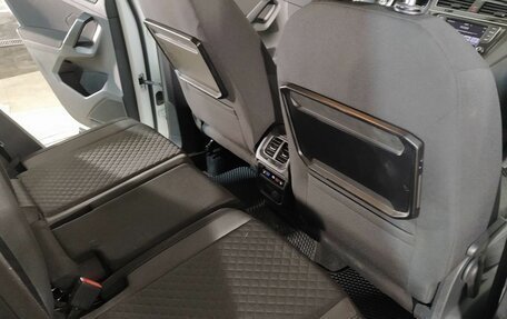 Volkswagen Tiguan II, 2017 год, 2 180 000 рублей, 15 фотография
