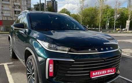 CheryExeed TXL, 2023 год, 3 700 000 рублей, 24 фотография