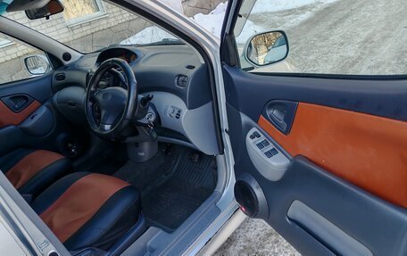 Toyota FunCargo, 2000 год, 420 000 рублей, 14 фотография