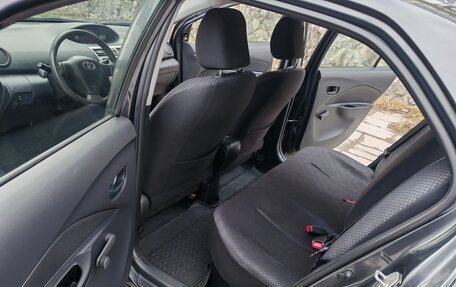 Toyota Yaris III рестайлинг, 2008 год, 650 000 рублей, 14 фотография