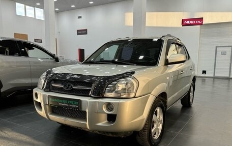Hyundai Tucson III, 2006 год, 650 000 рублей, 1 фотография