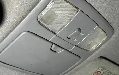 Toyota Land Cruiser Prado 120 рестайлинг, 2006 год, 1 699 000 рублей, 18 фотография