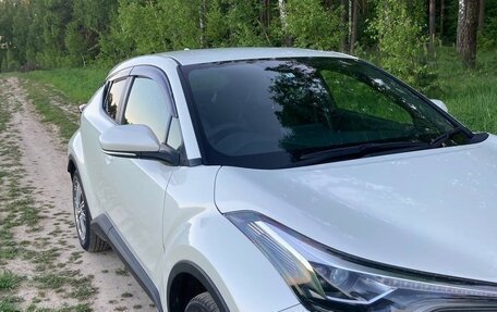 Toyota C-HR I рестайлинг, 2018 год, 2 150 000 рублей, 36 фотография