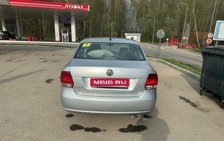 Volkswagen Polo VI (EU Market), 2013 год, 800 000 рублей, 2 фотография