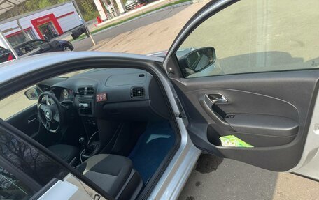Volkswagen Polo VI (EU Market), 2013 год, 800 000 рублей, 6 фотография