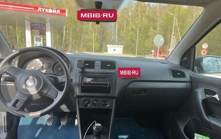 Volkswagen Polo VI (EU Market), 2013 год, 800 000 рублей, 12 фотография