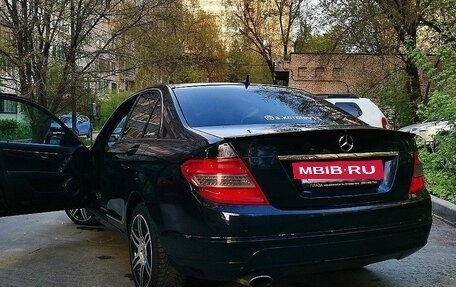 Mercedes-Benz C-Класс, 2008 год, 850 000 рублей, 5 фотография