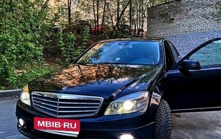 Mercedes-Benz C-Класс, 2008 год, 850 000 рублей, 3 фотография
