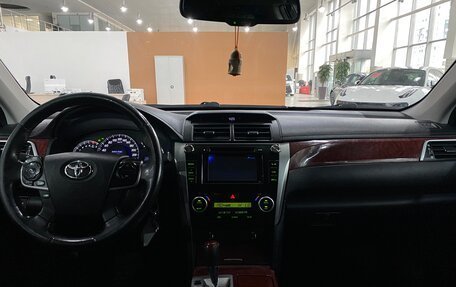 Toyota Camry, 2013 год, 1 599 000 рублей, 10 фотография