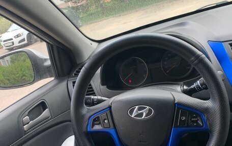 Hyundai Solaris II рестайлинг, 2015 год, 730 000 рублей, 6 фотография