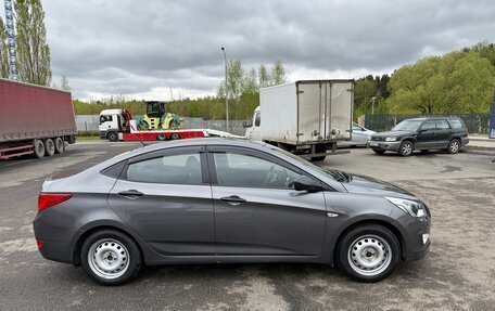 Hyundai Solaris II рестайлинг, 2015 год, 1 200 000 рублей, 2 фотография